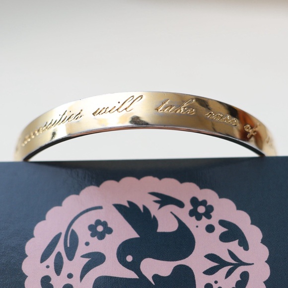 Kate Spade ‘Think Big’ Dorothy Parker Gold-Plated Idiom Bangle | Retired Design! - Picture 6 of 7